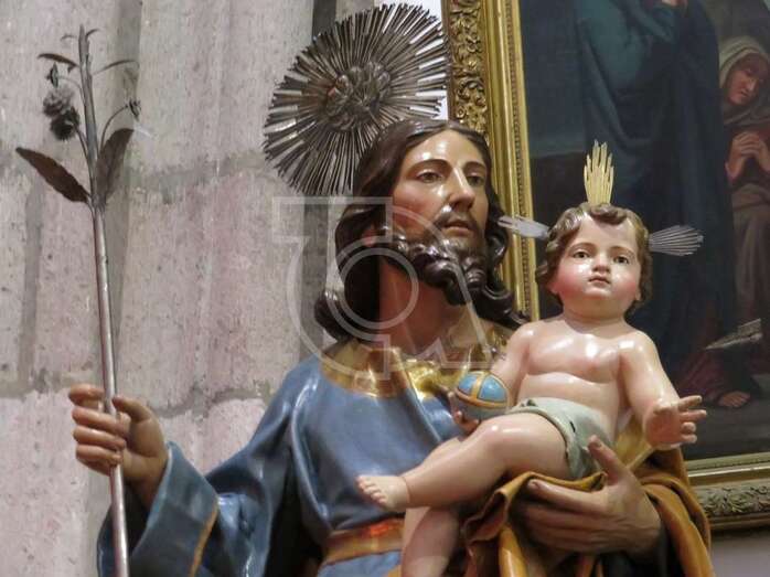La imagen de San José con el Niño Jesús, ya restaurada (Foto TA)